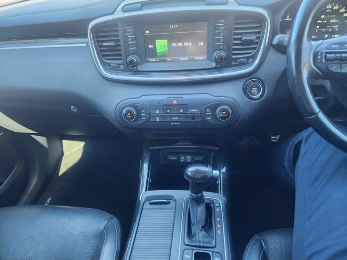 2017 Kia Sorento SLi