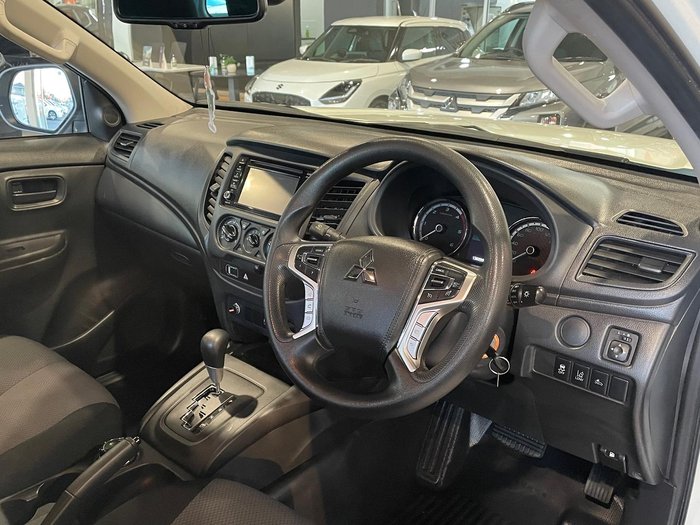 2021 Mitsubishi Triton GLX