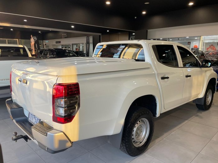 2021 Mitsubishi Triton GLX