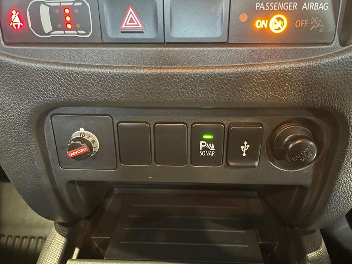 2021 Mitsubishi Triton GLX