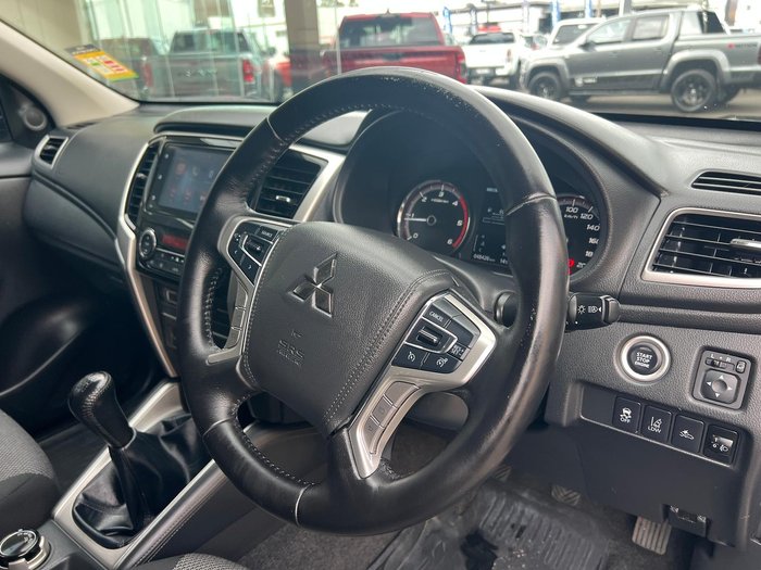2022 Mitsubishi Triton GLS