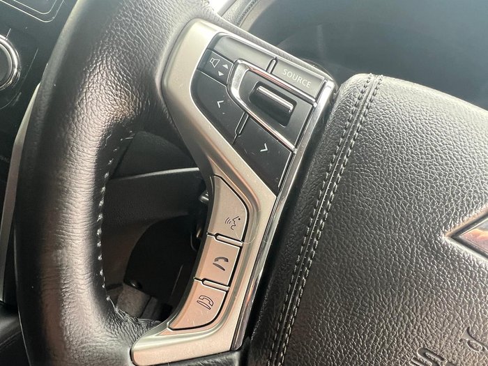 2022 Mitsubishi Triton GLS