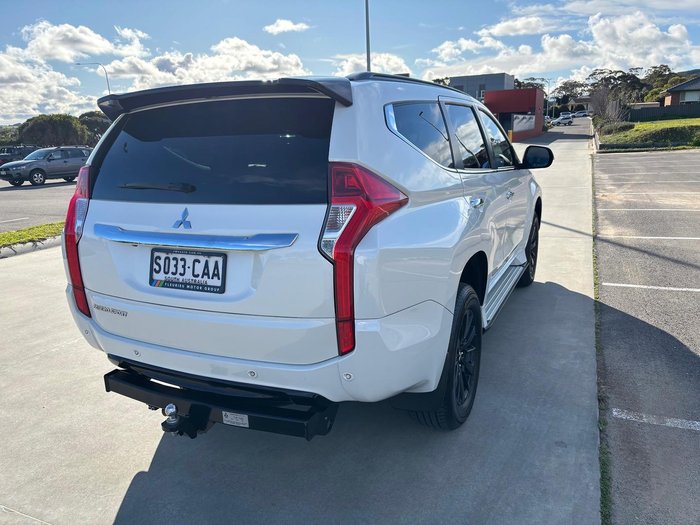 2019 Mitsubishi Pajero Sport Black Edition