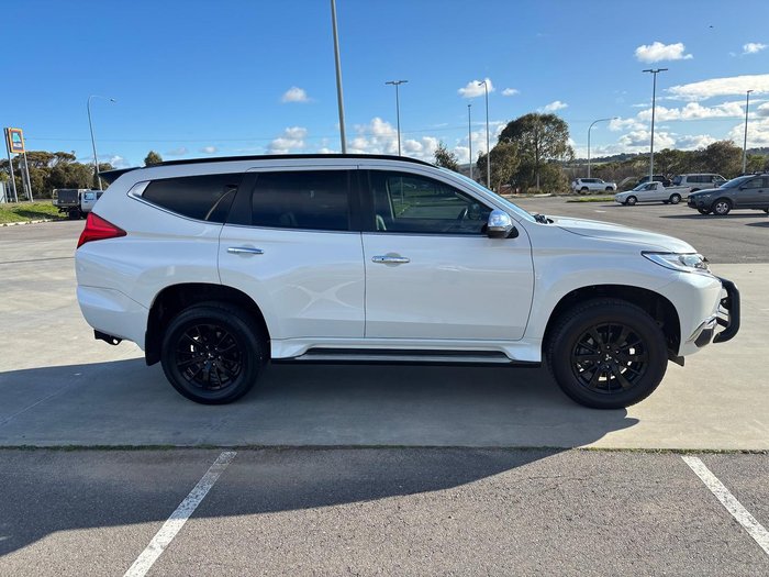 2019 Mitsubishi Pajero Sport Black Edition