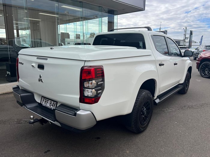 2022 Mitsubishi Triton GLX+