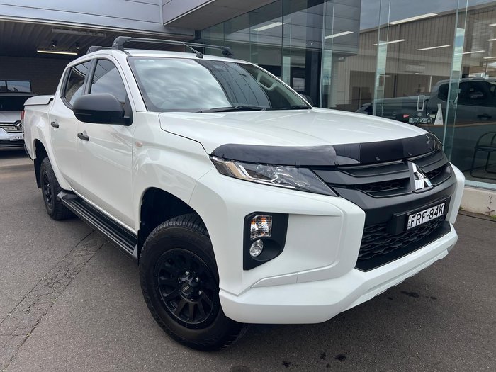 2022 Mitsubishi Triton GLX+