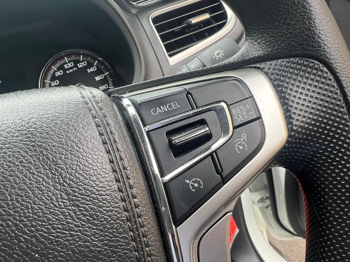 2022 Mitsubishi Triton GLX+