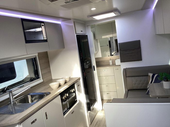 2025 Essential Caravans A Class V1-0 17'4