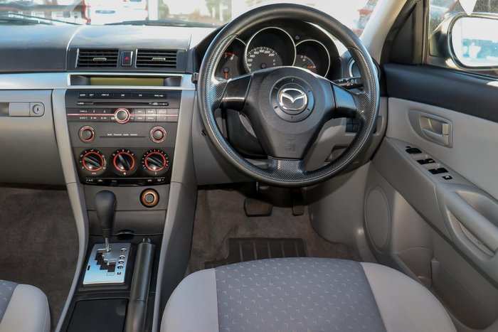 2005 Mazda 3 Neo