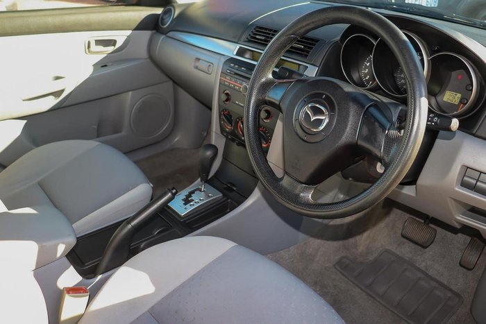 2005 Mazda 3 Neo