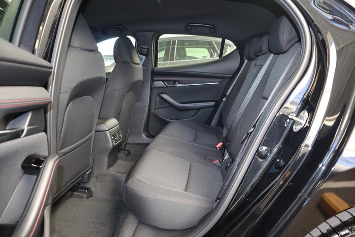 2025 Mazda 3 G25 Evolve SP