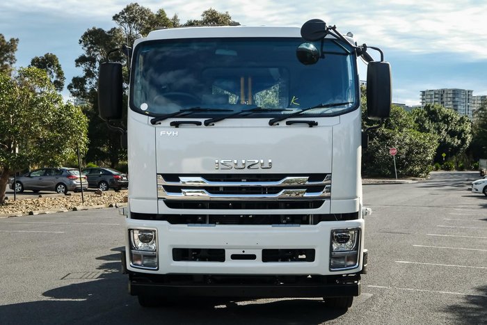 2025 Isuzu Fyh FYH300-350 Auto
