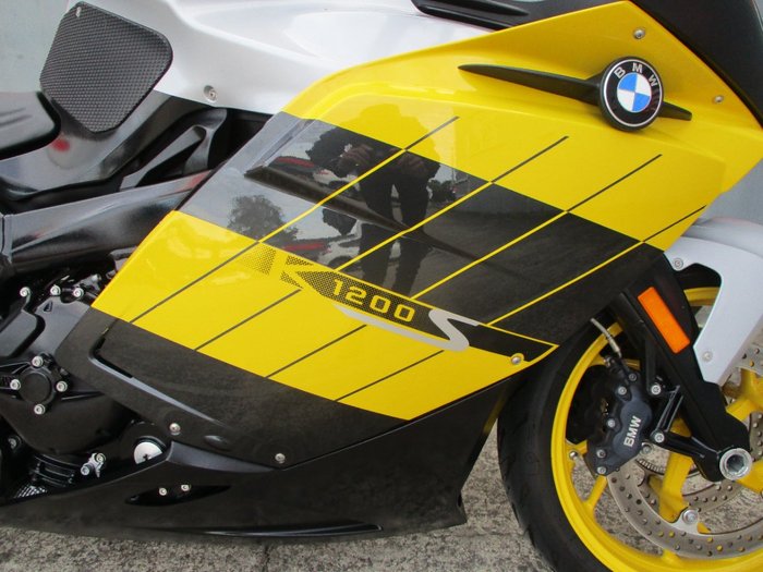 2005 BMW Motorrad K1200S YELLOW