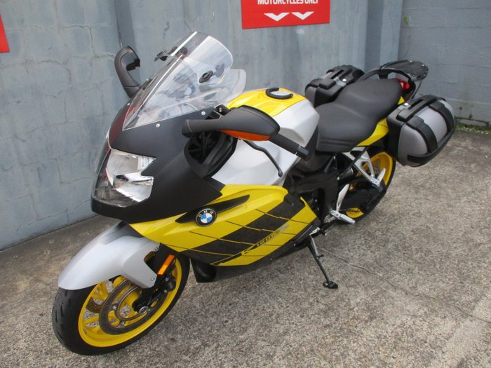 2005 BMW Motorrad K1200S YELLOW
