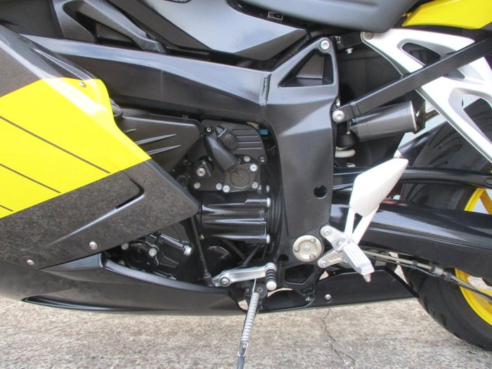 2005 BMW Motorrad K1200S YELLOW