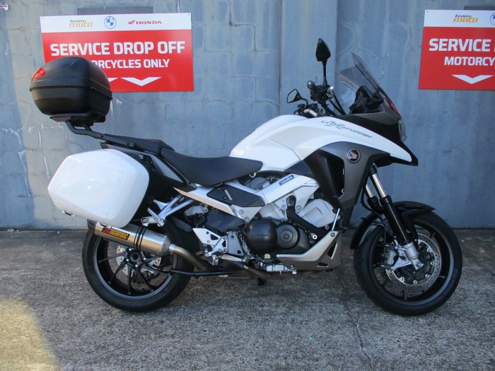 2015 Honda VFR800X ABS CROSSRUNNER WHITE