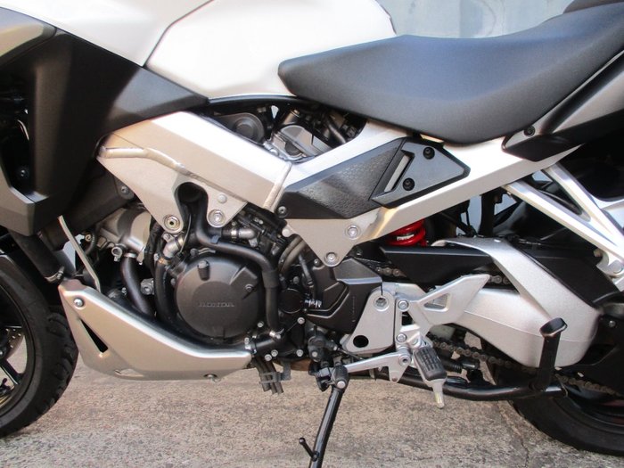 2015 Honda VFR800X ABS CROSSRUNNER WHITE