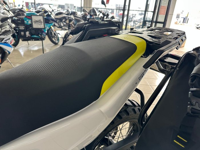 2023 Husqvarna Norden 901 Expedition Norden Blue