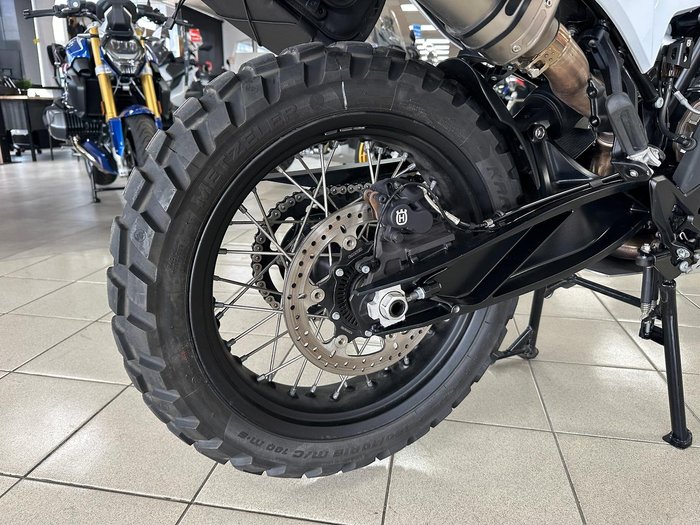2023 Husqvarna Norden 901 Expedition Norden Blue