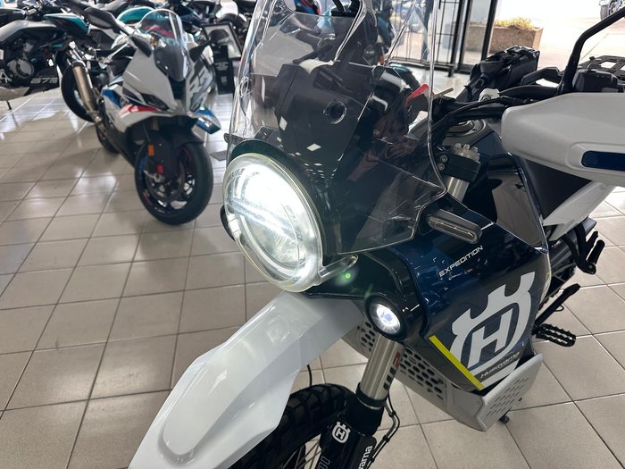 2023 Husqvarna Norden 901 Expedition Norden Blue