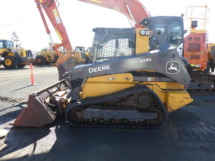 2020 John Deere 333G YELLOW