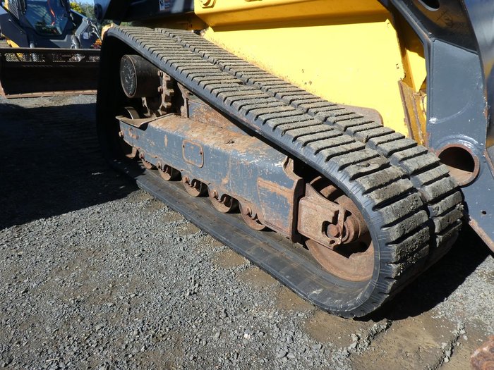 2020 John Deere 333G YELLOW