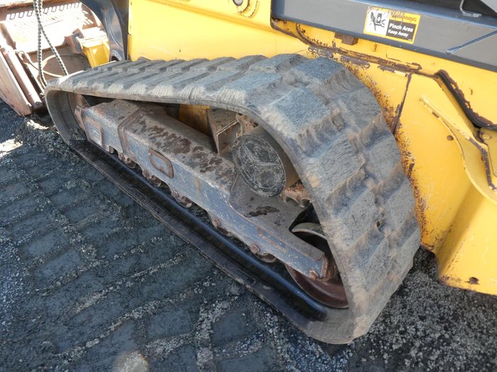 2020 John Deere 333G YELLOW