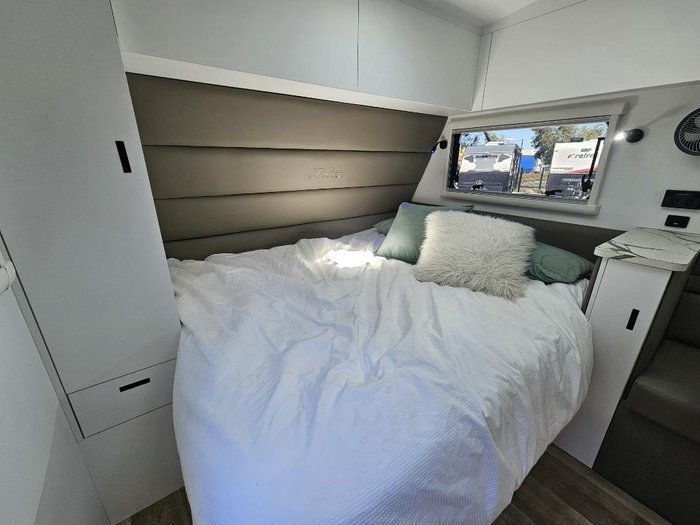 2025 Atlas Caravans Rvo196f 196