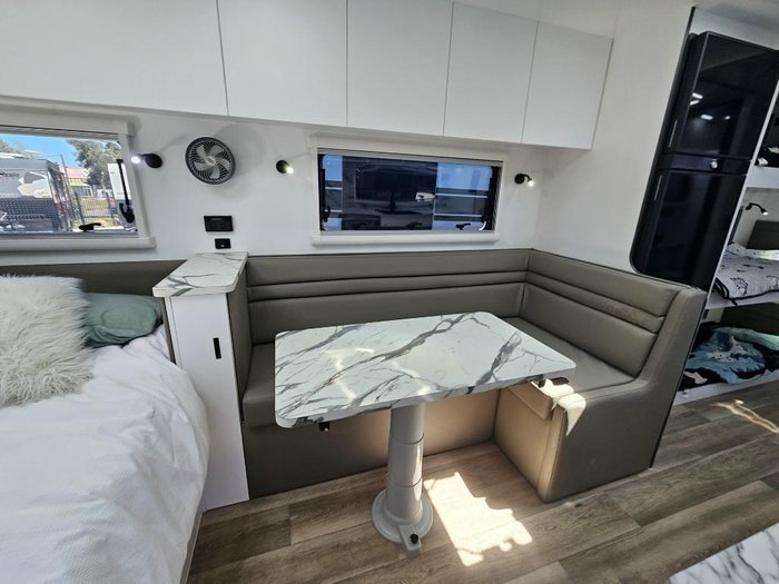 2025 Atlas Caravans Rvo196f 196