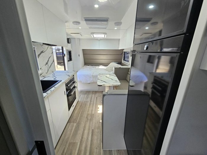 2025 Atlas Caravans Rvo196f 196