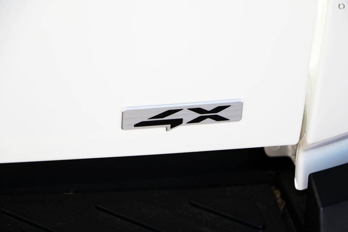 2025 Kia Tasman SX TK MY26 4X4 Dual Range Clear White