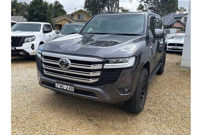 2024 Toyota Landcruiser VX