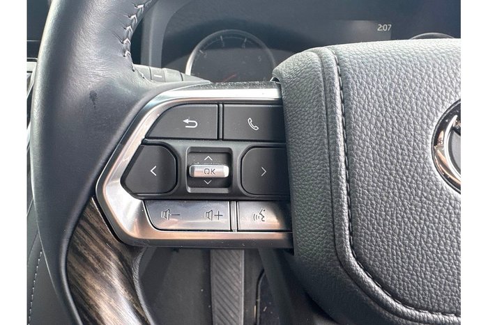 2024 Toyota Landcruiser VX