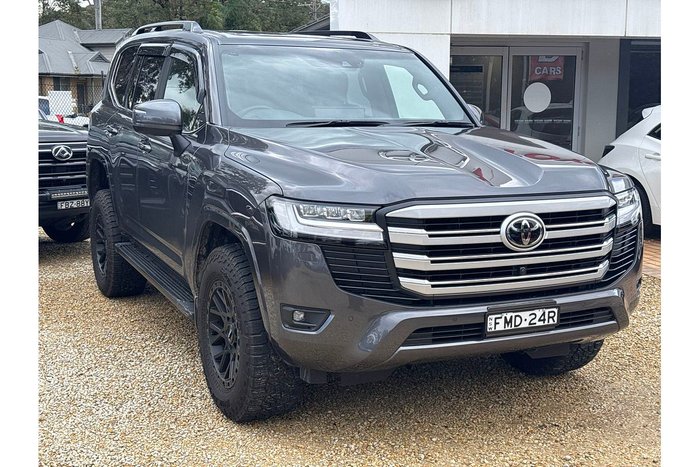 2024 Toyota Landcruiser