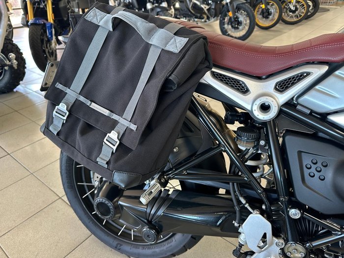 2021 BMW R nine T Scrambler R nine T Silver