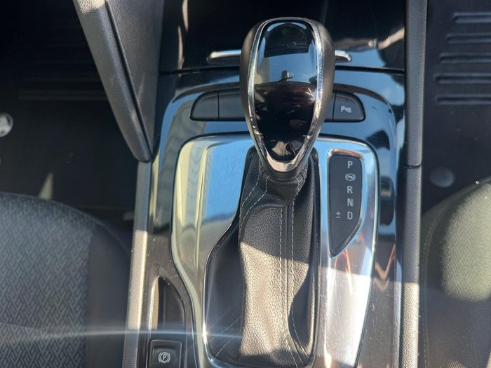 2018 Holden Commodore LT