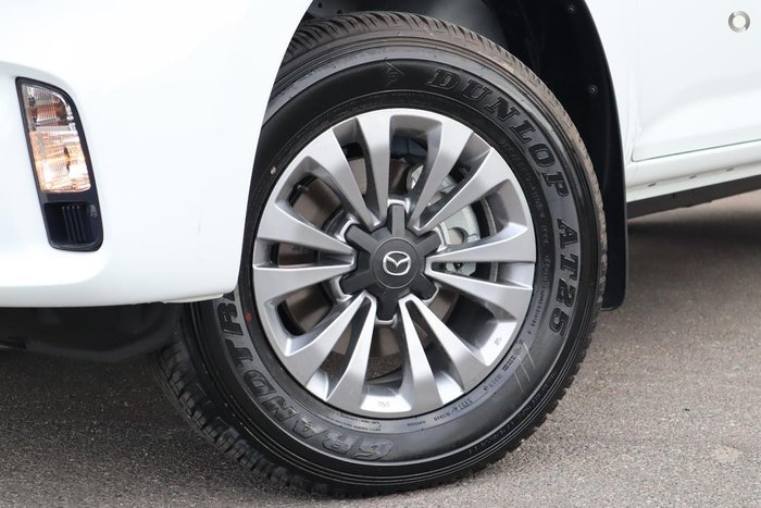 2024 Mazda BT-50 XT