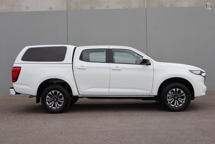 2024 Mazda BT-50 XT