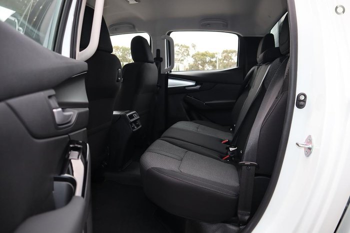 2024 Mazda BT-50 XT