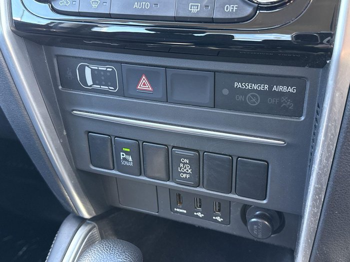 2019 Mitsubishi Triton GLX+