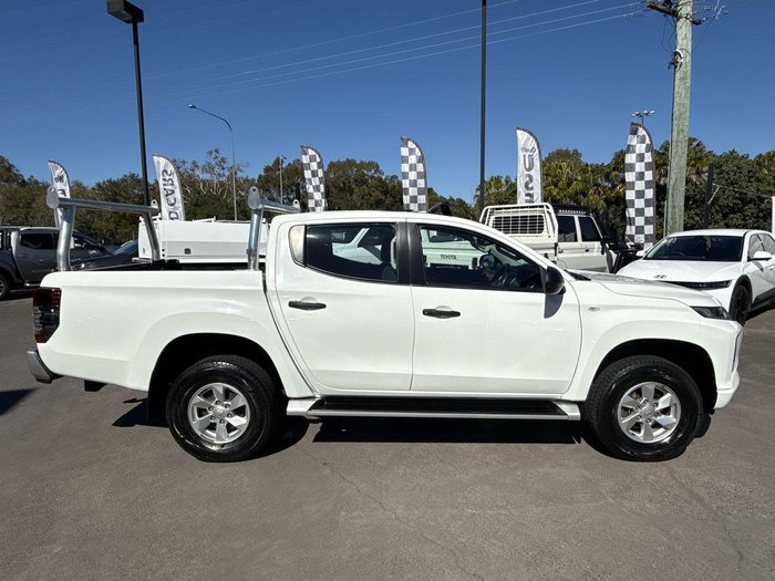 2019 Mitsubishi Triton GLX+