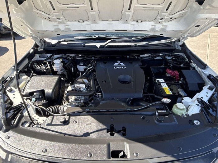 2019 Mitsubishi Triton GLX+