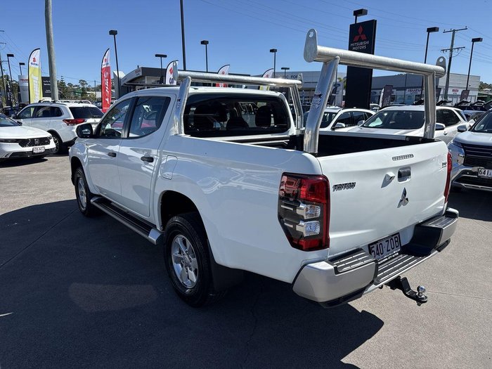 2019 Mitsubishi Triton GLX+