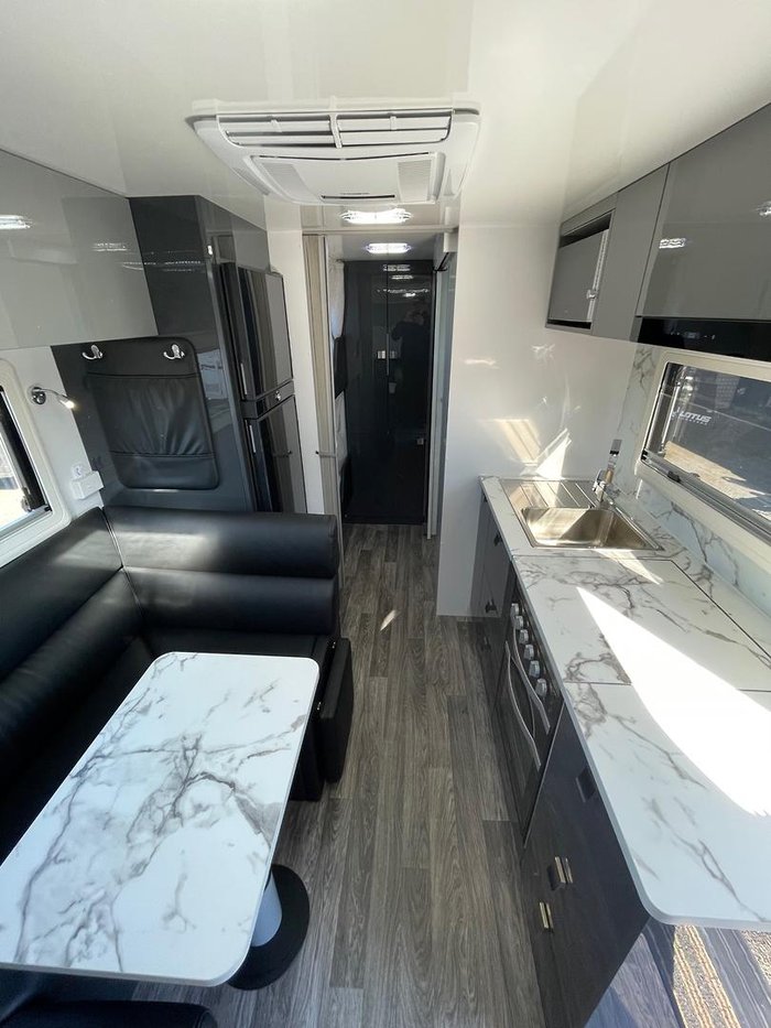 2024 Millard Mflow 19'6 Cd Side Club Double Bunk Caravan