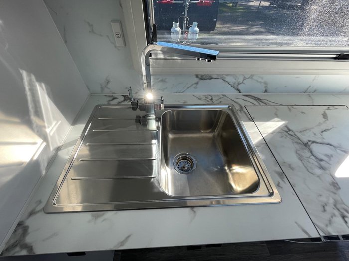 2024 Millard Mflow 19'6 Cd Side Club Double Bunk Caravan