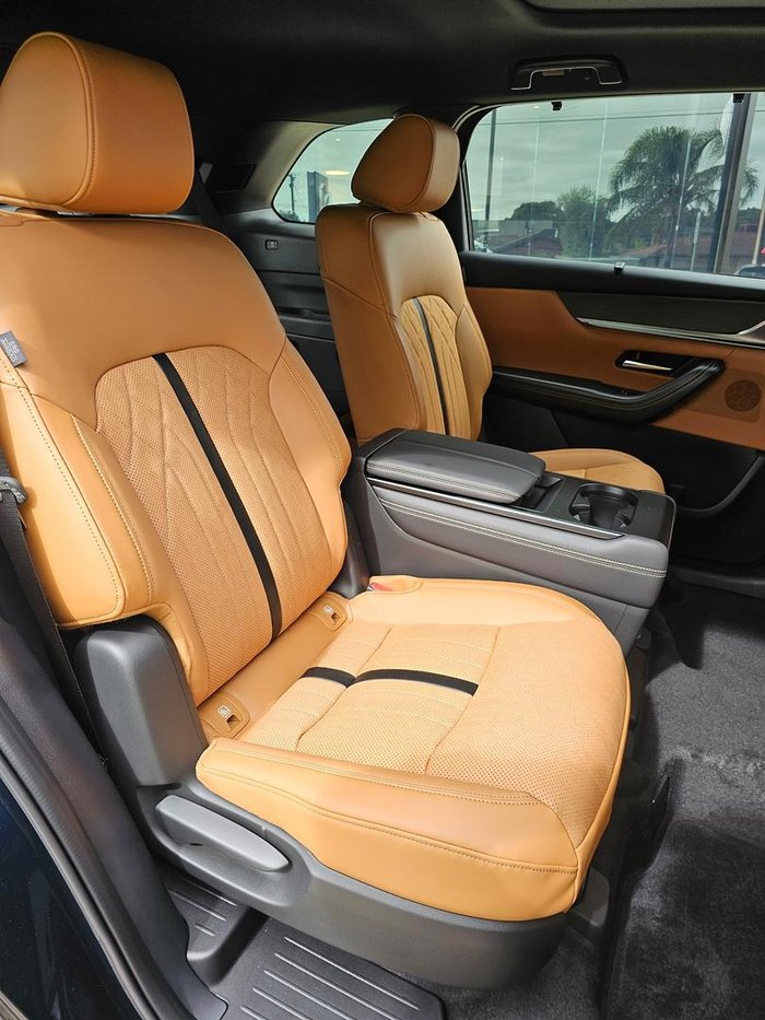 2025 Mazda CX-80 D50e Azami