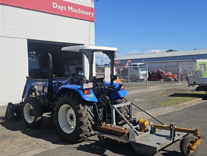 2022 New Holland Tt4.55 Blue