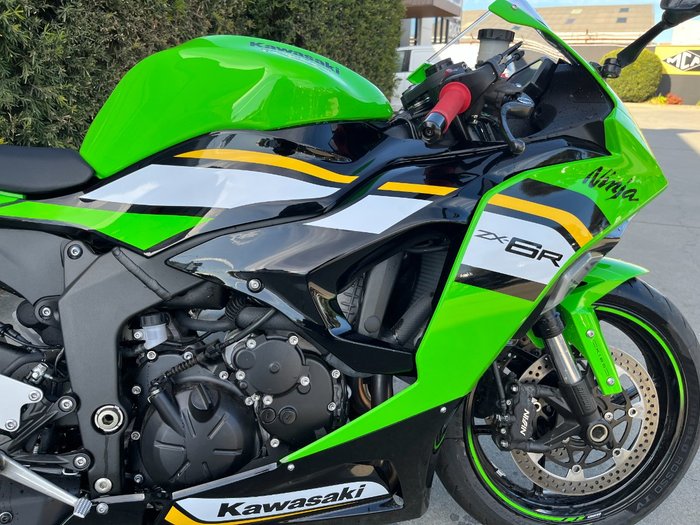 2025 Kawasaki NINJA ZX-6R (636) KRT EDITION Green