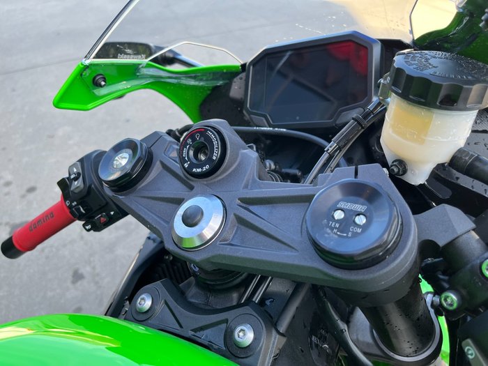2025 Kawasaki NINJA ZX-6R (636) KRT EDITION Green