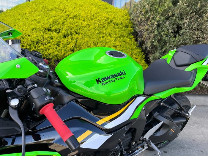 2025 Kawasaki NINJA ZX-6R (636) KRT EDITION Green